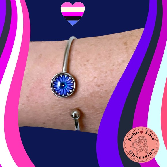 Aqua Moon Flexi-Cuff Bracelet - Picture 7 of 8